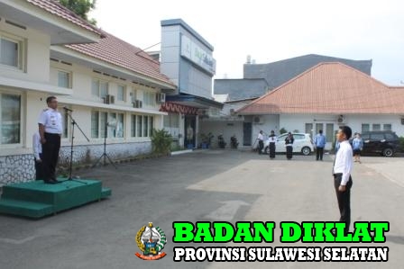 UPACARA PEMBUKAAN DIKLAT PRAJABATAN GOLONGAN III ANGKATAN VIII